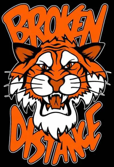 logo Broken Distance